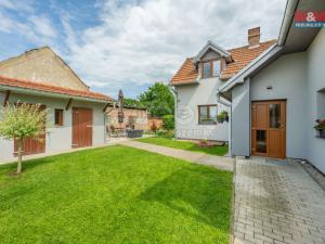 Prodej rodinného domu, Čečelice, Hřbitovní, 180 m2