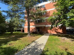 Prodej bytu 1+kk, Praha - Dejvice, Nad Šárkou, 32 m2