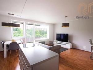 Pronájem bytu 2+kk, Praha - Černý Most, Arnošta Valenty, 59 m2
