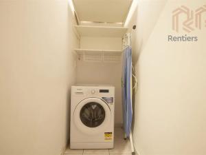 Pronájem bytu 2+kk, Praha - Černý Most, Arnošta Valenty, 59 m2