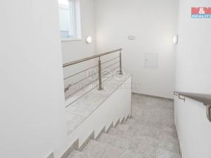 Pronájem bytu 1+kk, Třebechovice pod Orebem, Masarykovo náměstí, 41 m2