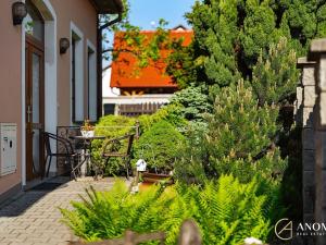 Prodej ubytování, Lednice, Nejdecká, 594 m2