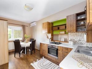 Prodej ubytování, Lednice, Nejdecká, 594 m2