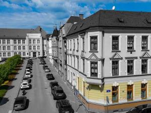 Prodej bytu 3+1, Trutnov, Jiráskovo náměstí, 75 m2