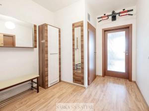 Prodej bytu 2+kk, Praha - Dolní Měcholupy, Kryšpínova, 48 m2