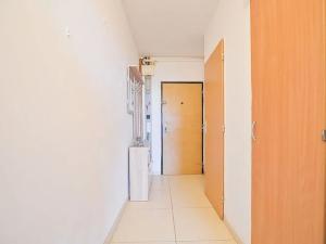 Prodej bytu 1+kk, Praha - Háje, Hlavatého, 32 m2