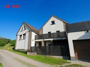 Prodej rodinného domu, Lomnice, 298 m2