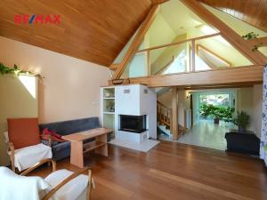 Prodej rodinného domu, Lomnice, 298 m2