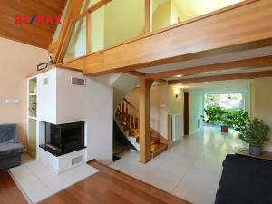 Prodej rodinného domu, Lomnice, 298 m2