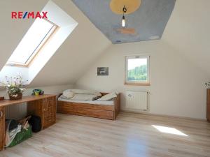 Prodej rodinného domu, Lomnice, 298 m2