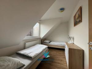 Prodej bytu 3+kk, Teplice, U Hadích lázní, 73 m2