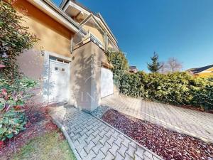 Prodej rodinného domu, Větrušice, Skalní, 140 m2