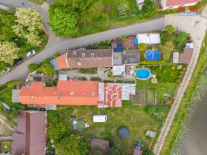 Prodej rodinného domu, Neratovice - Mlékojedy, Hlavní, 174 m2