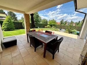 Pronájem rodinného domu, Průhonice, Bohumila Kavky, 300 m2