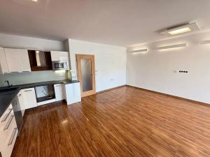 Pronájem bytu 4+kk, České Budějovice, U Lučního jezu, 98 m2