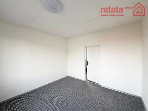 Pronájem bytu 2+1, Chomutov, Bezručova, 54 m2