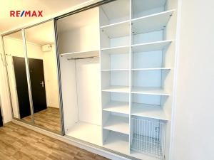 Pronájem bytu 2+kk, Slaný, Okružní, 41 m2