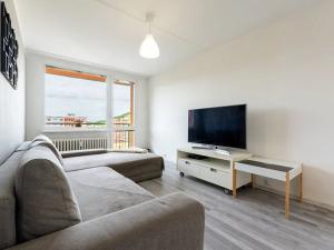 Pronájem bytu 2+kk, Bílina, Čapkova, 43 m2