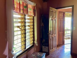 Prodej chaty, Coxen Hole, Roatán, Honduras, 464 m2