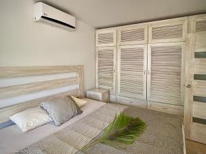 Prodej komerční, Coxen Hole, Roatán, Honduras, 304 m2