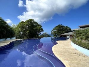 Prodej komerční, Coxen Hole, Roatán, Honduras, 304 m2