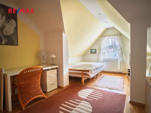 Prodej bytu 3+1, Karlovy Vary, Raisova, 110 m2