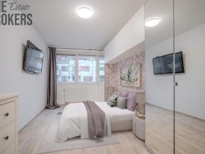 Prodej bytu 2+kk, Praha - Dolní Měcholupy, Kardausova, 54 m2