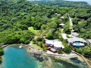 Prodej pozemku, Coxen Hole, Roatán, Honduras, 3265 m2
