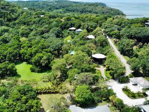Prodej pozemku, Coxen Hole, Roatán, Honduras, 1617 m2