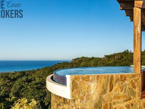 Prodej rodinného domu, Roatan, José Santos Guardiola, Honduras, 2626 m2