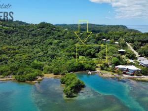 Prodej pozemku, Coxen Hole, Roatán, Honduras, 8984 m2