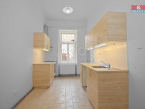 Pronájem bytu 3+1, Praha - Žižkov, Chelčického, 89 m2