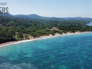 Prodej pozemku, Coxen Hole, Roatán, Honduras, 842 m2