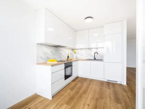 Prodej bytu 3+kk, Praha - Letňany, Chlebovická, 79 m2