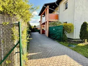 Prodej bytu 2+kk, Nová Ves, Nad Obcí, 49 m2