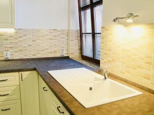 Pronájem bytu 4+kk, Jihlava, Kosmákova, 111 m2