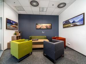 Pronájem kanceláře, Praha - Libeň, Českomoravská, 890 m2