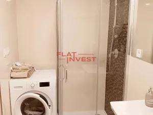 Pronájem bytu 1+kk, Praha - Karlín, Vítkova, 39 m2