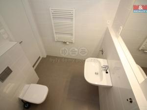 Pronájem bytu 1+kk, Praha - Žižkov, Za Vackovem, 36 m2