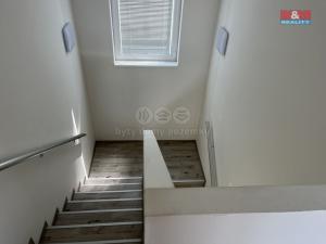 Pronájem bytu 4+kk, Králův Dvůr - Křižatky, Na Vinohradech, 96 m2