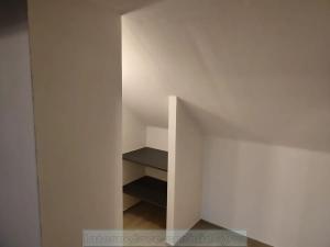 Pronájem bytu 2+1, Praha - Hloubětín, Chvalská, 56 m2