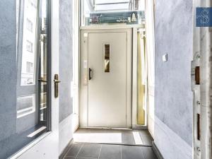 Prodej bytu 2+1, Praha - Bubeneč, Národní obrany, 93 m2