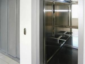 Pronájem bytu 1+kk, Praha - Horní Měcholupy, Hornoměcholupská, 37 m2