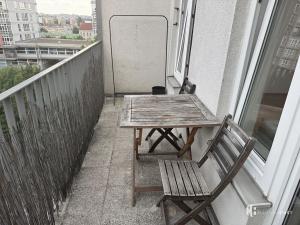Pronájem bytu 1+kk, Praha - Strašnice, Názovská, 38 m2
