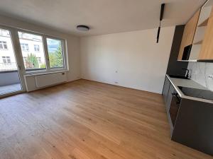 Pronájem bytu 1+kk, Praha - Velká Chuchle, Na hvězdárně, 36 m2