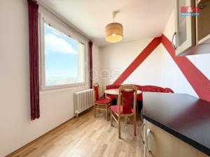 Prodej bytu 5+1, Broumov - Nové Město, U Větrolamu, 92 m2