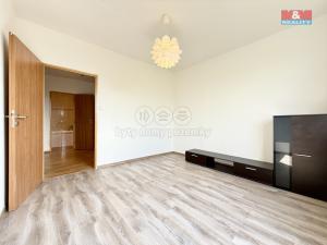 Prodej bytu 5+1, Broumov - Nové Město, U Větrolamu, 92 m2