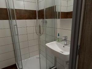 Pronájem bytu 2+1, Otrokovice - Kvítkovice, Hlavní, 54 m2