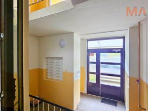 Prodej bytu 2+1, Chomutov, Školní pěšina, 63 m2