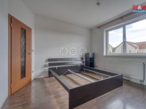 Pronájem bytu 2+kk, Tlučná, Pod Školkou, 53 m2